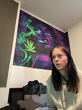 Ciara2004 online show from May 1, 2026, 12:43 pm
