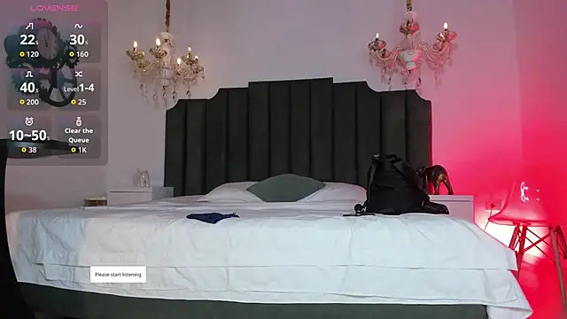 Snapshot of AnthonelaRusso_ chatting on October 13, 2025, 4:03 am AnthonelaRusso online show from October 13, 2025, 4:03 am