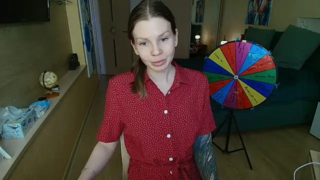 ReginaSparkle online show from May 4, 2026, 8:28 am