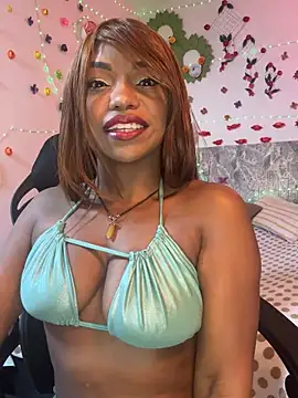 Snapshot of SaraYedid17 chatting on October 11, 2025, 4:57 am SaraYedid17 online show from October 11, 2025, 4:57 am