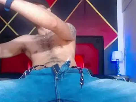 Snapshot of Cristian_white chatting on February 27, 2025, 5:05 pm Cristian white online show from February 27, 2025, 5:05 pm