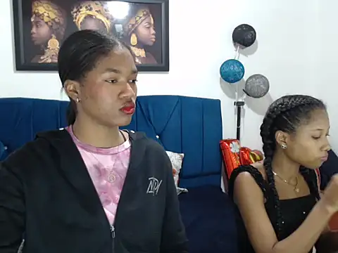 Snapshot of LITTLEDOLLHOT chatting on February 24, 2025, 2:15 pm LITTLEDOLLHOT online show from February 24, 2025, 2:15 pm