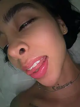 Snapshot of sophierooy22 chatting on July 25, 2026, 1:46 am sophierooy22 online show from July 25, 2026, 1:46 am