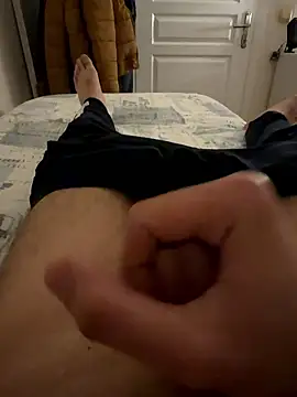 Snapshot of zorror chatting on January 13, 2026, 5:28 pm zorror online show from January 13, 2026, 5:28 pm