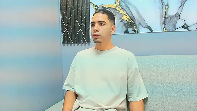 RYAN PATERSON online show from October 6, 2025, 12:39 pm