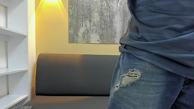 RYAN PATERSON online show from November 11, 2025, 12:44 pm