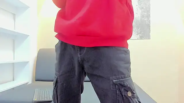 RYAN PATERSON online show from November 7, 2025, 12:53 pm