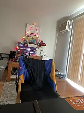 FreakyRu online show from June 5, 2026, 5:51 pm