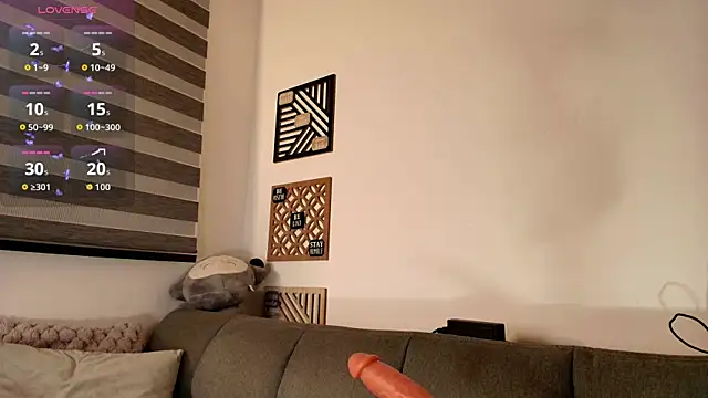 Snapshot of love_sharol_ chatting on November 28, 2025, 3:28 am love sharol online show from November 28, 2025, 3:28 am