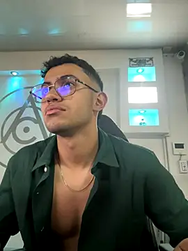 Thonny-becker online show from October 26, 2025, 10:54 pm