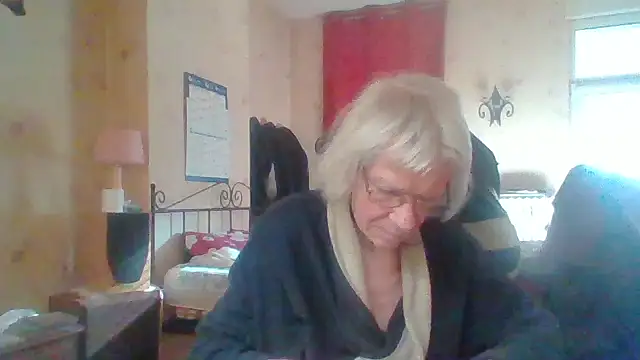 Snapshot of rosanetrav chatting on September 28, 2025, 8:21 am rosanetrav online show from September 28, 2025, 8:21 am