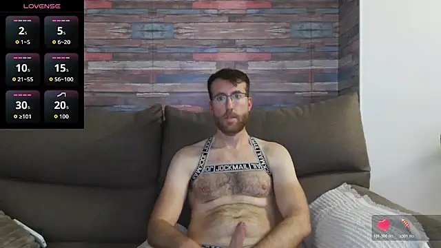 Snapshot of machohiberiko chatting on October 28, 2025, 6:51 pm machohiberiko online show from October 28, 2025, 6:51 pm