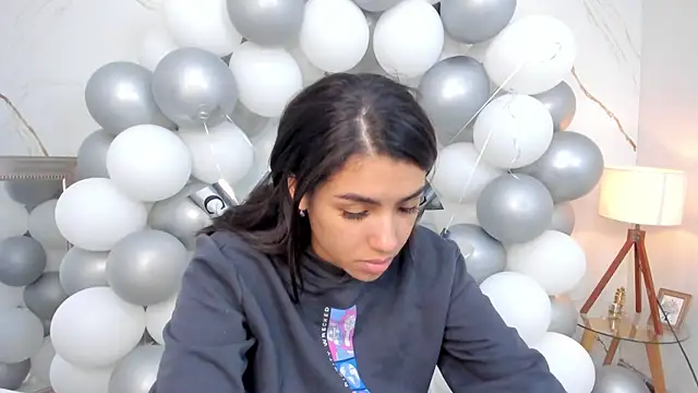 Snapshot of fierygroup chatting on October 10, 2025, 11:49 pm fierygroup online show from October 10, 2025, 11:49 pm