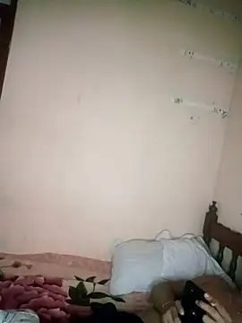 Snapshot of LuisMex1998 chatting on November 21, 2025, 1:59 am LuisMex1998 online show from November 21, 2025, 1:59 am