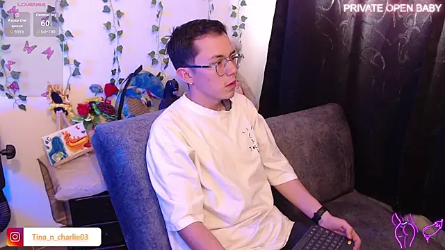 Snapshot of Tina_4_Charlie chatting on November 26, 2025, 12:38 pm Tina 4 Charlie online show from November 26, 2025, 12:38 pm