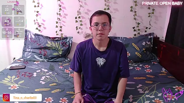 Snapshot of Tina_4_Charlie chatting on November 6, 2025, 12:09 pm Tina 4 Charlie online show from November 6, 2025, 12:09 pm