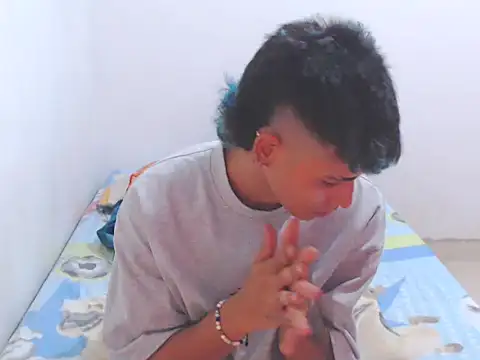 lu nastyboy18 online show from February 2, 2025, 6:25 am