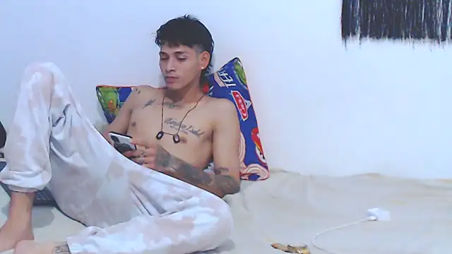 lu nastyboy18 online show from September 11, 2025, 8:20 pm