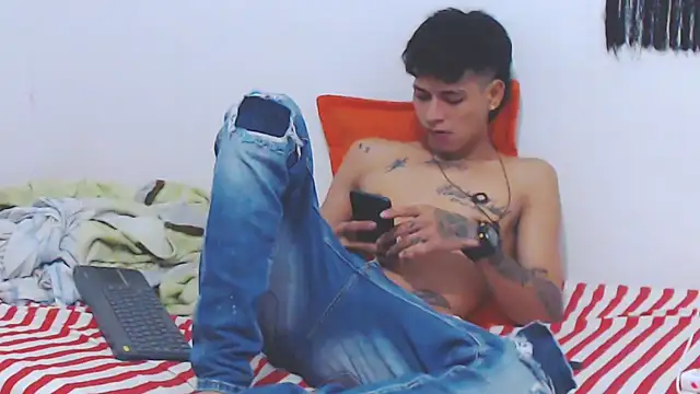 lu nastyboy18 online show from September 24, 2025, 1:57 am