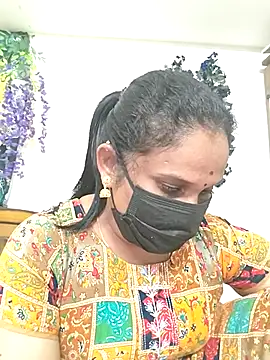 Tamil Aathira online show from November 24, 2025, 6:41 pm