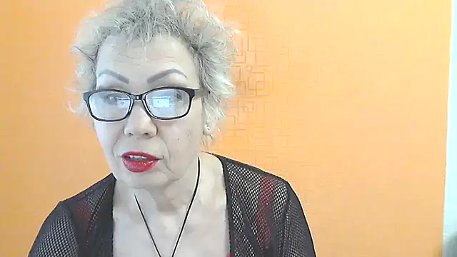 Snapshot of NessyJenixs chatting on February 20, 2026, 7:21 am NessyJenixs online show from February 20, 2026, 7:21 am