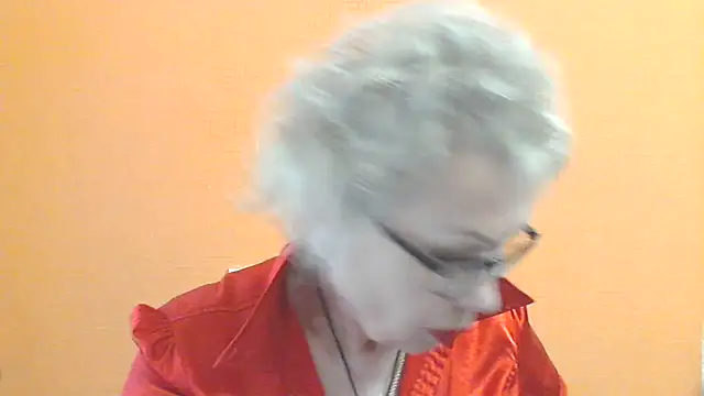 Snapshot of NessyJenixs chatting on May 17, 2026, 7:41 am NessyJenixs online show from May 17, 2026, 7:41 am
