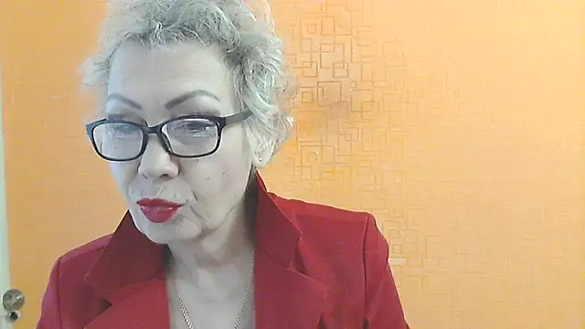 Snapshot of NessyJenixs chatting on February 8, 2026, 8:34 am NessyJenixs online show from February 8, 2026, 8:34 am