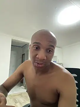 sydmanyoba online show from January 18, 2026, 7:39 pm