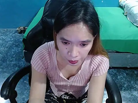 Asianpinaybeauty yam007 online show from November 2, 2025, 8:30 am