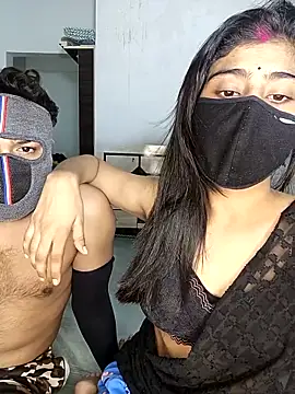 Love-N online show from October 12, 2025, 4:41 pm