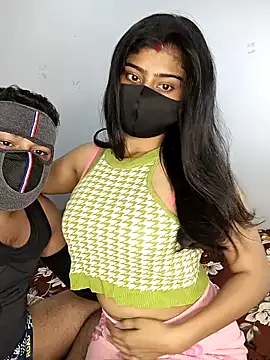 Snapshot of Love-N chatting on March 6, 2026, 7:09 pm Love-N online show from March 6, 2026, 7:09 pm