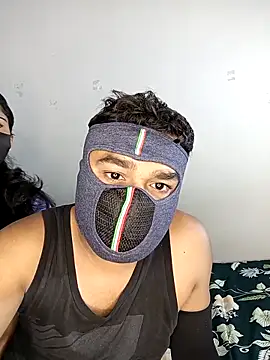 Snapshot of Love-N chatting on March 22, 2026, 11:06 pm Love-N online show from March 22, 2026, 11:06 pm