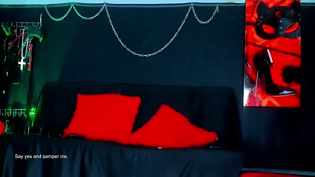 Snapshot of KaramStone chatting on March 14, 2026, 5:52 pm KaramStone online show from March 14, 2026, 5:52 pm