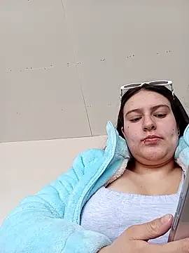 ary-cooper online show from December 3, 2025, 5:23 pm