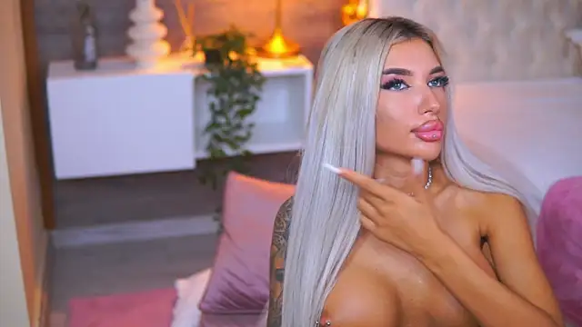 Juicy Jessye online show from July 2, 2026, 3:23 am