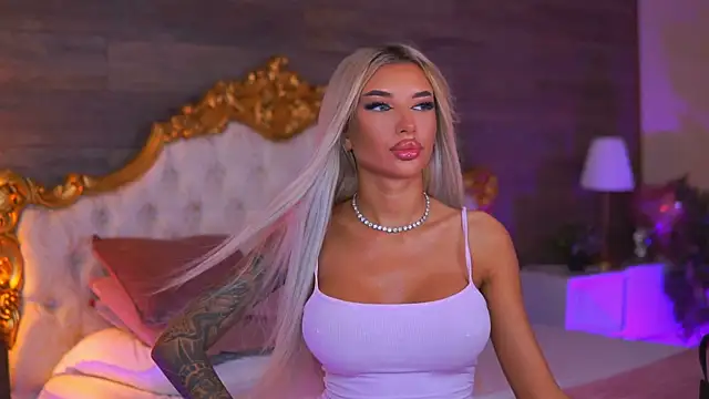 Juicy Jessye online show from June 30, 2026, 7:47 pm