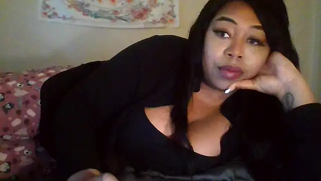 angeliquebelcali online show from April 29, 2026, 6:47 pm