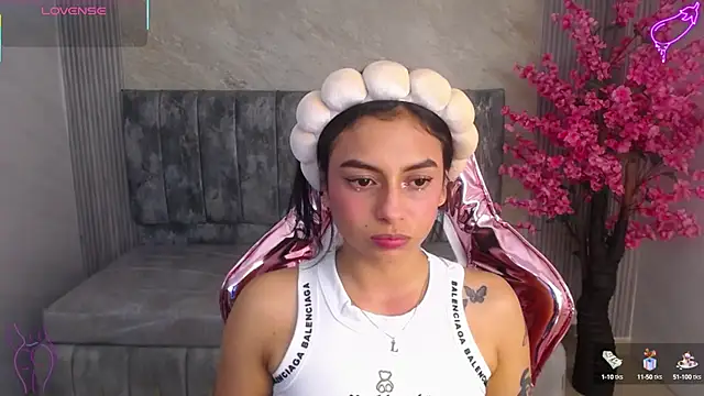 lilith petit sub online show from September 16, 2025, 8:21 pm