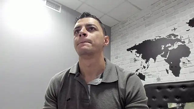 Snapshot of Frank_Millers chatting on December 5, 2025, 7:01 pm Frank Millers online show from December 5, 2025, 7:01 pm