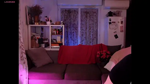 Snapshot of AdorahB3ll3 chatting on October 13, 2025, 7:04 pm AdorahB3ll3 online show from October 13, 2025, 7:04 pm