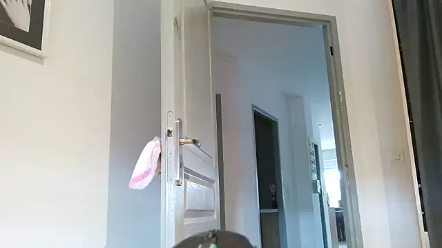 serena  vedette online show from March 13, 2026, 1:16 pm