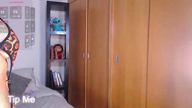 Snapshot of issa--love chatting on October 21, 2025, 9:09 am issa--love online show from October 21, 2025, 9:09 am