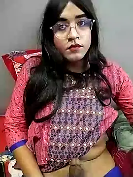 Snapshot of HijabiQueen789 chatting on March 13, 2025, 9:48 pm HijabiQueen789 online show from March 13, 2025, 9:48 pm