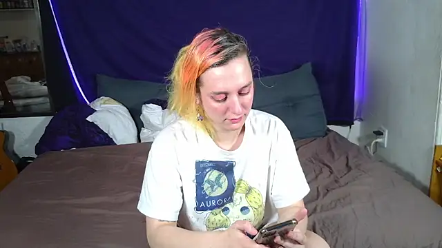 Evelan420 online show from October 13, 2025, 6:20 pm