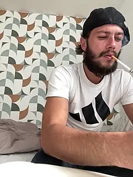 Coucou56 online show from June 10, 2026, 4:19 pm