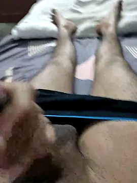 Snapshot of fit_boyxx chatting on February 28, 2025, 7:15 am fit boyxx online show from February 28, 2025, 7:15 am