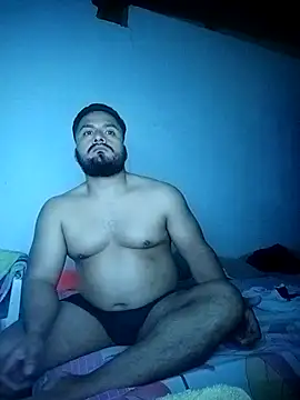 Snapshot of Ant1990 chatting on December 2, 2025, 3:52 am Ant1990 online show from December 2, 2025, 3:52 am