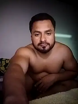 Snapshot of Ant1990 chatting on April 8, 2026, 3:30 am Ant1990 online show from April 8, 2026, 3:30 am