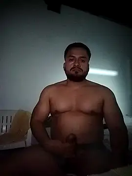 Snapshot of Ant1990 chatting on April 13, 2026, 3:21 am Ant1990 online show from April 13, 2026, 3:21 am