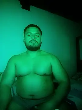 Snapshot of Ant1990 chatting on January 14, 2026, 3:54 am Ant1990 online show from January 14, 2026, 3:54 am